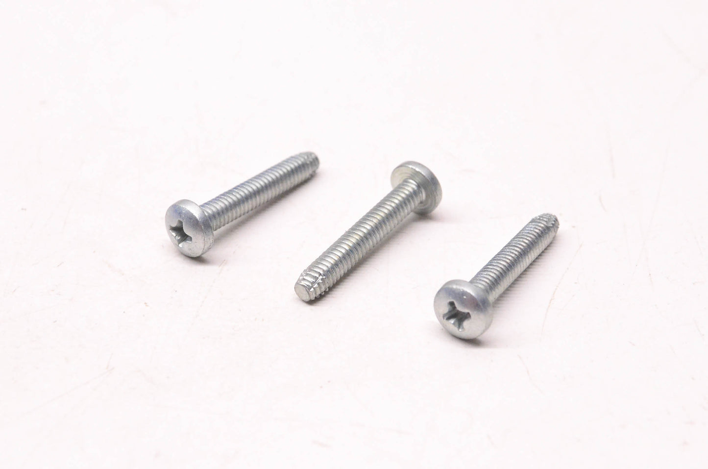 New OEM Harley-Davidson 3615 Thread Cutting Panhead Screw Qty 3 NOS