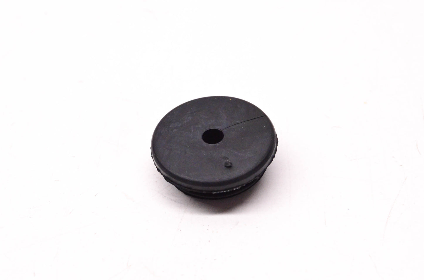 New OEM Harley-Davidson 11486 Grommet NOS