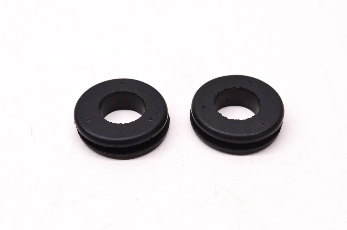 New OEM Harley-Davidson 11412 Grommet Qty 2 NOS