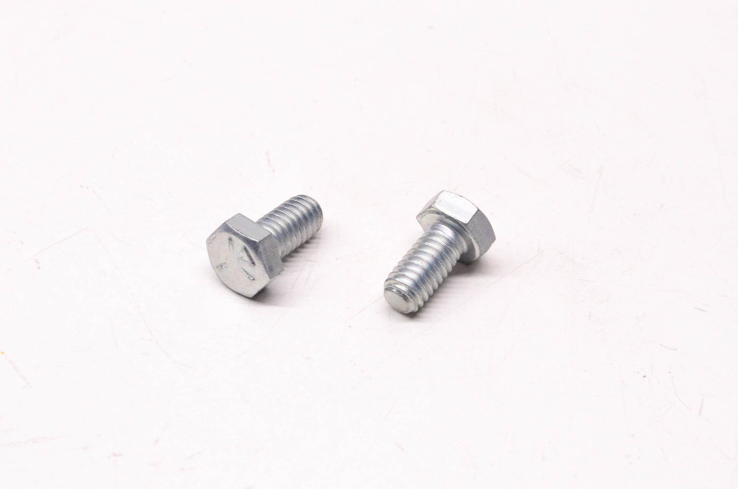 New OEM Harley-Davidson 2882W Cap Screw Qty 2 NOS