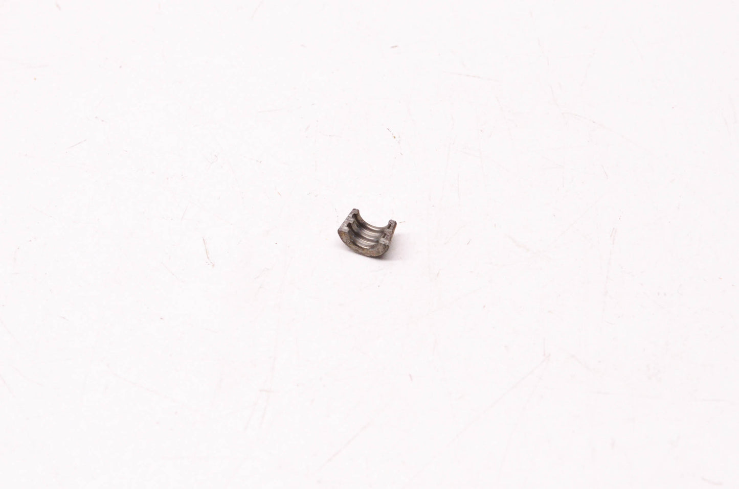 New OEM Harley-Davidson 18057-01K Valve Collet NOS