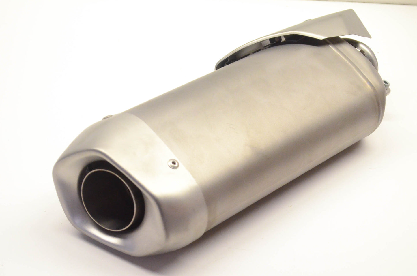 New OEM Yamaha 2CR-14750-00-00 Exhaust Muffler Assembly NOS