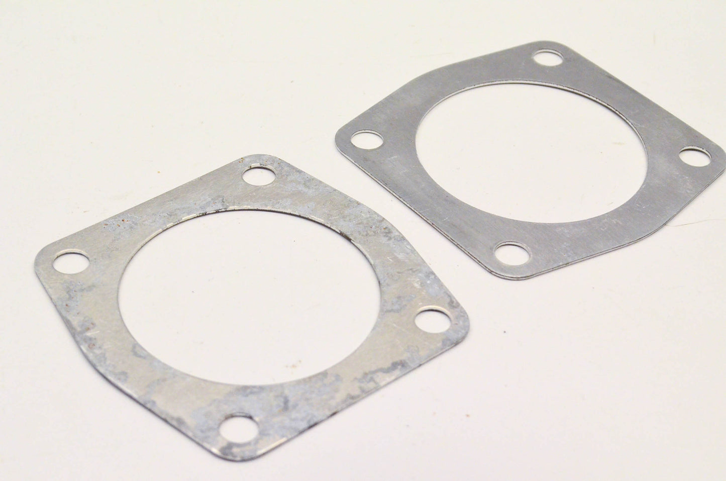 Aftermarket 420850131 Cylinder Head Gaskets Qty 2 NOS