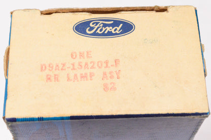 New OEM Ford D9AZ-15A201-F Side Marker Lens NOS
