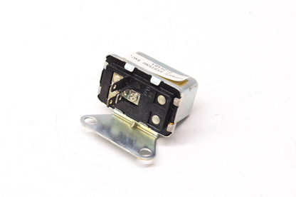 New OEM Ford E4FZ-19D572-A A/C Compressor Clutch Control Relay NOS