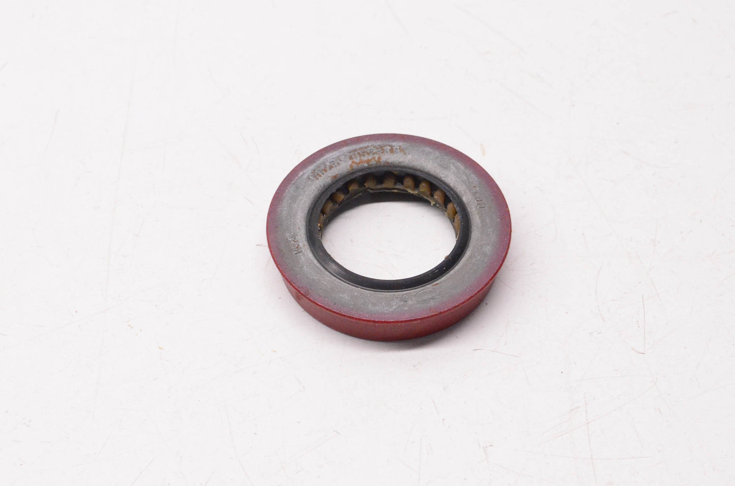 New OEM Ford D6ZZ-7052-A Seal NOS