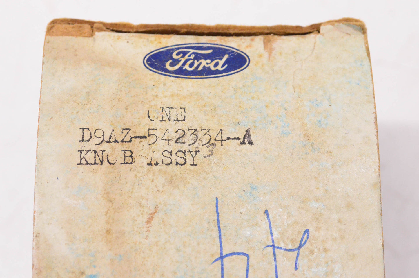 New OEM Ford D9AZ-5423334-A, D9AZ-542334-A Vent Window Knob NOS