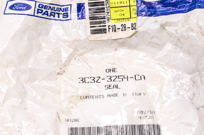 New OEM Ford 3C3Z-3254-CA Front Axle Shaft Seal NOS