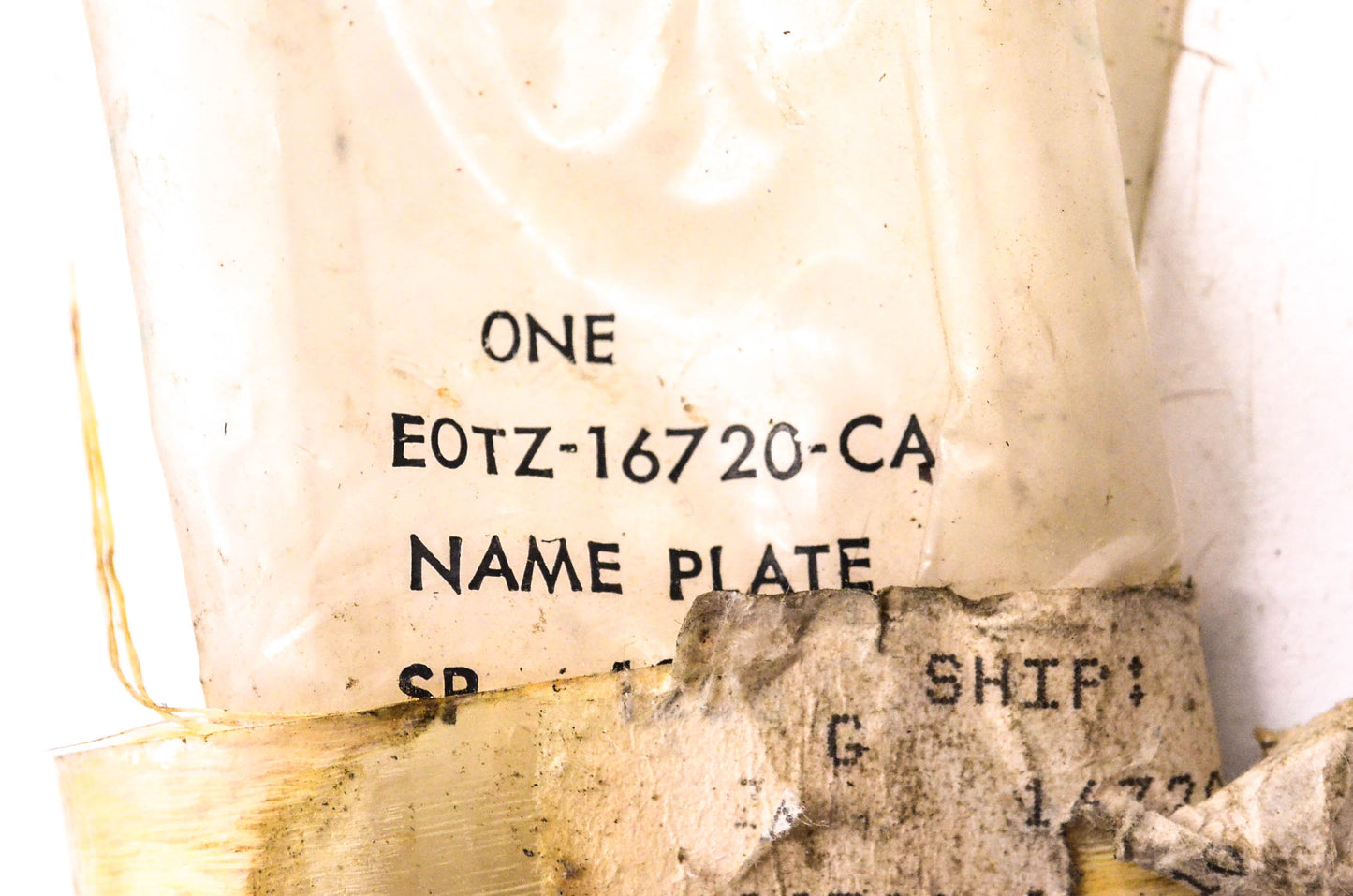 New OEM Ford E0TZ-16720-CA Fender Emblem NOS