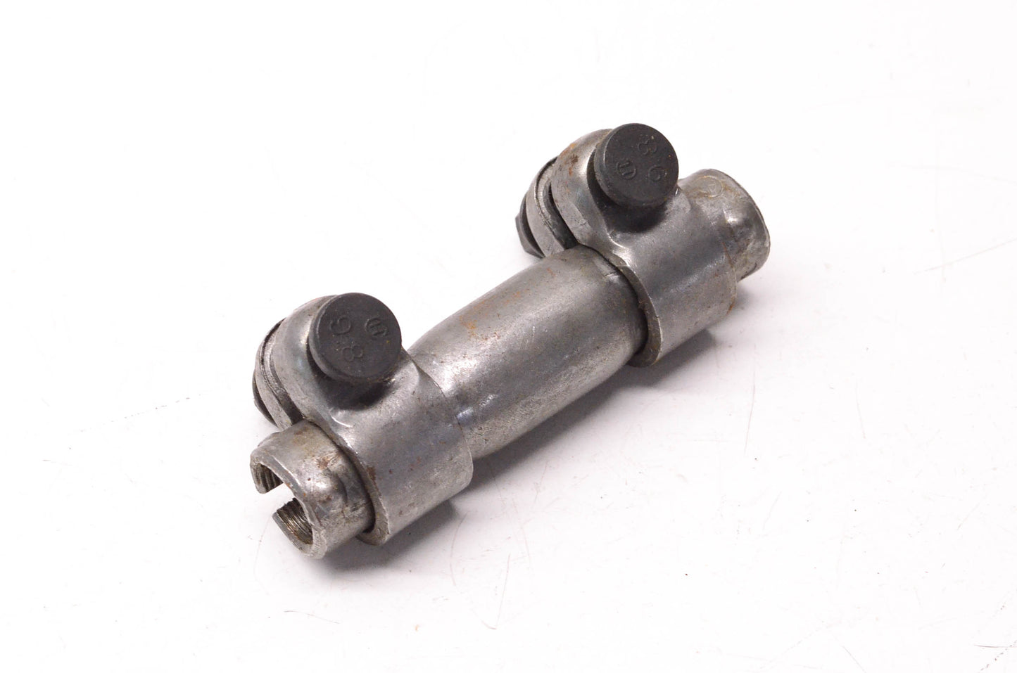 New OEM Ford E2TZ-3281-B Sleeve Kit NOS