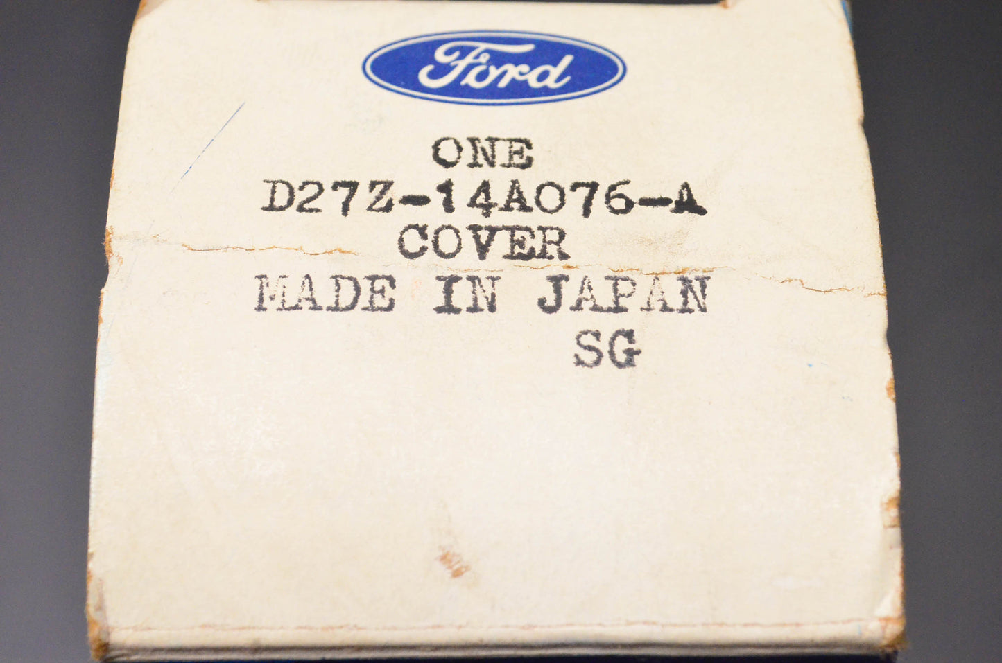 New OEM Ford D27Z-14A076-A Fuse Box Cover NOS