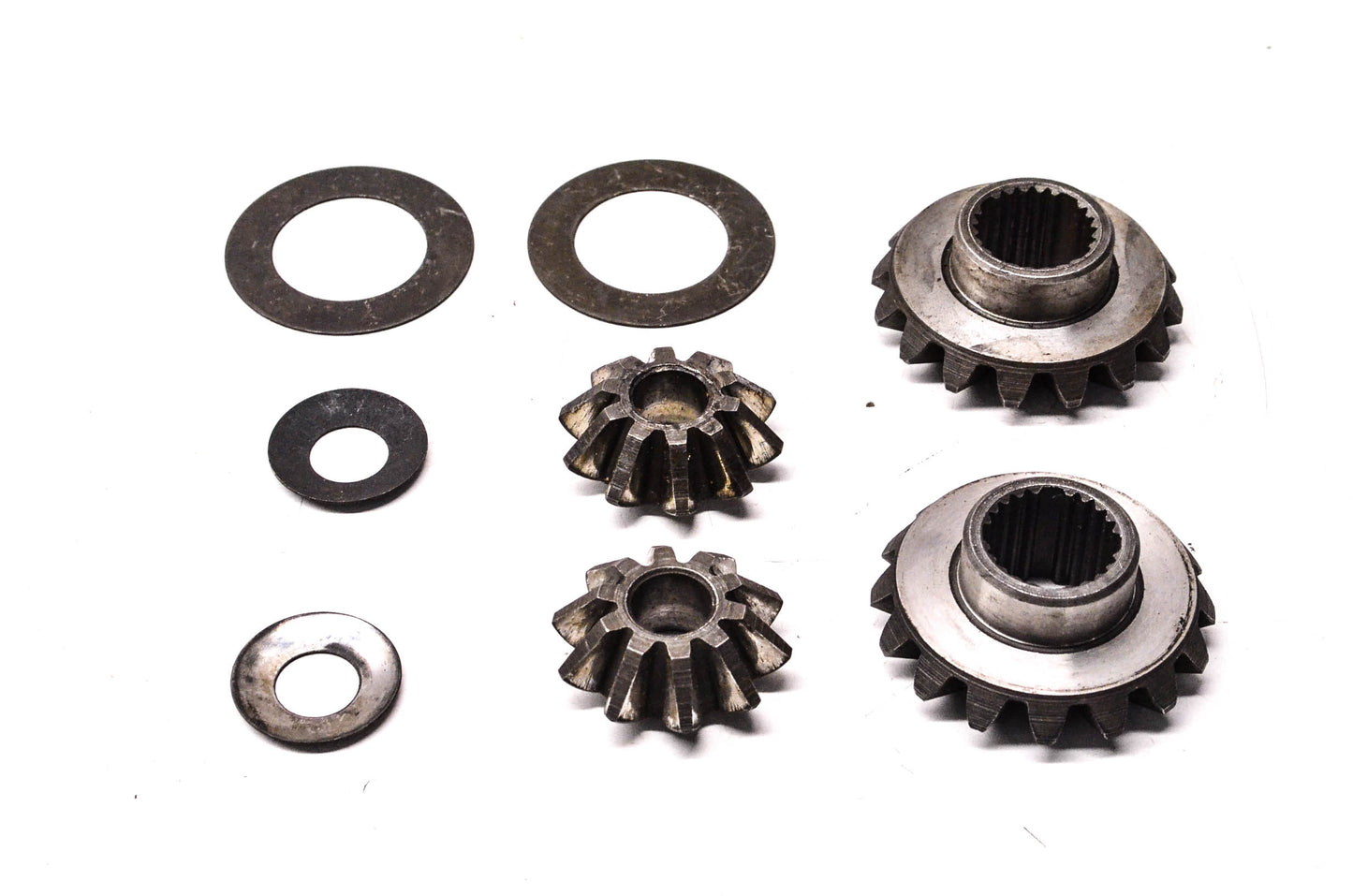 New OEM Ford C1DZ-4236-C Differential Side Gear Kit NOS