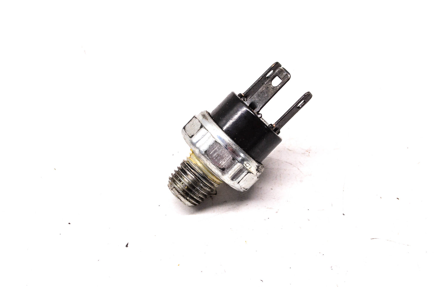 Motorcraft SW-1594, E0AZ-9278-B Oil Pressure Switch NOS