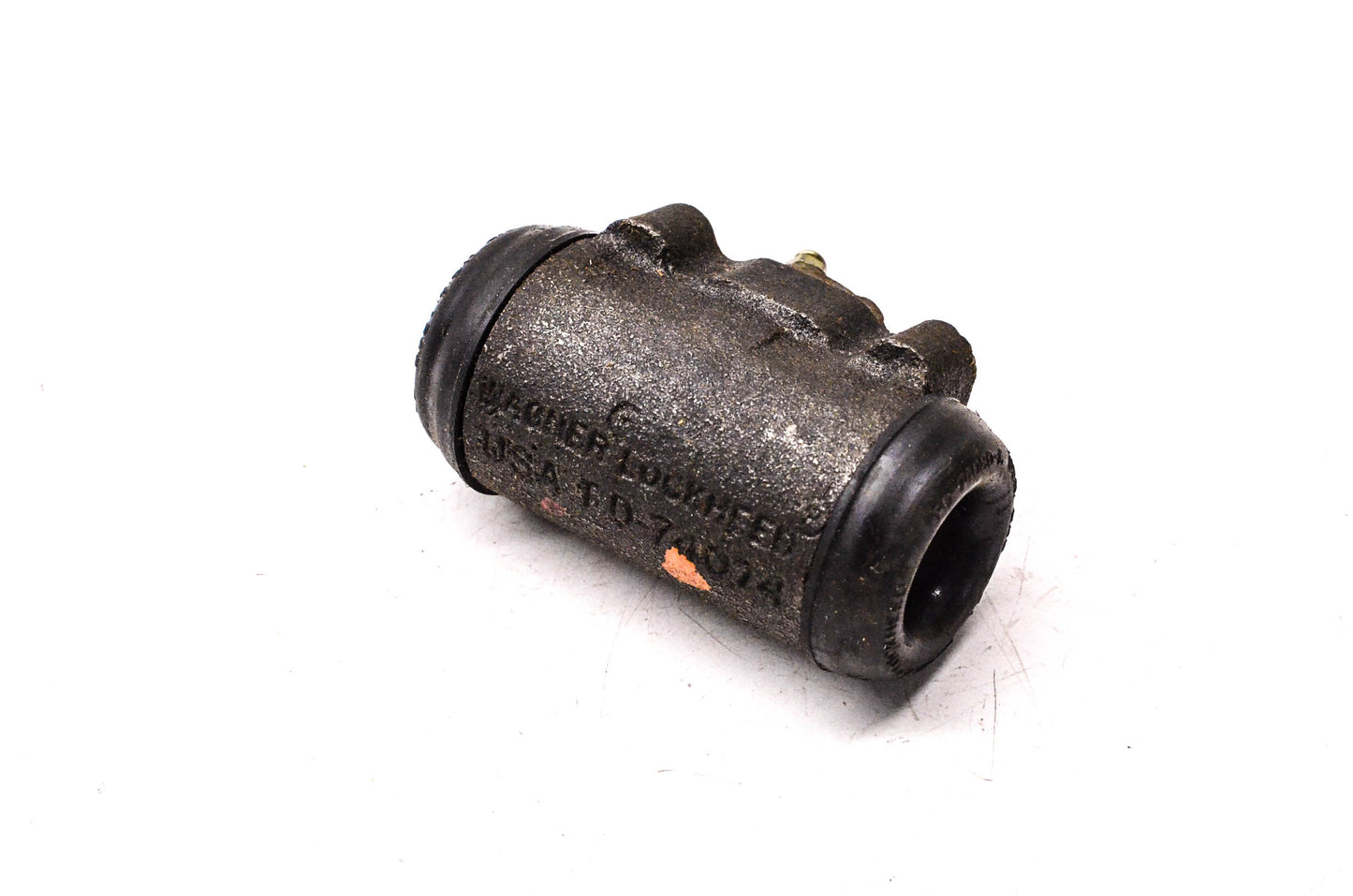 New OEM Ford D1DZ-2062-A Brake Wheel Cylinder NOS