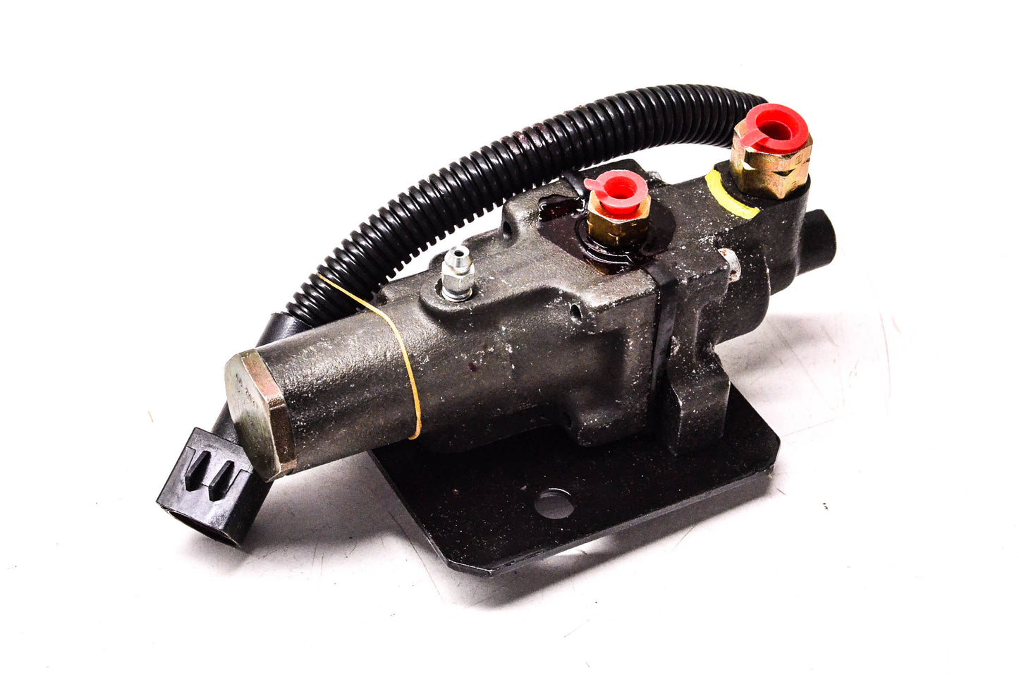 New OEM Ford F0UZ-2B373-A, FOUZ-2B373-A ABS Valve NOS