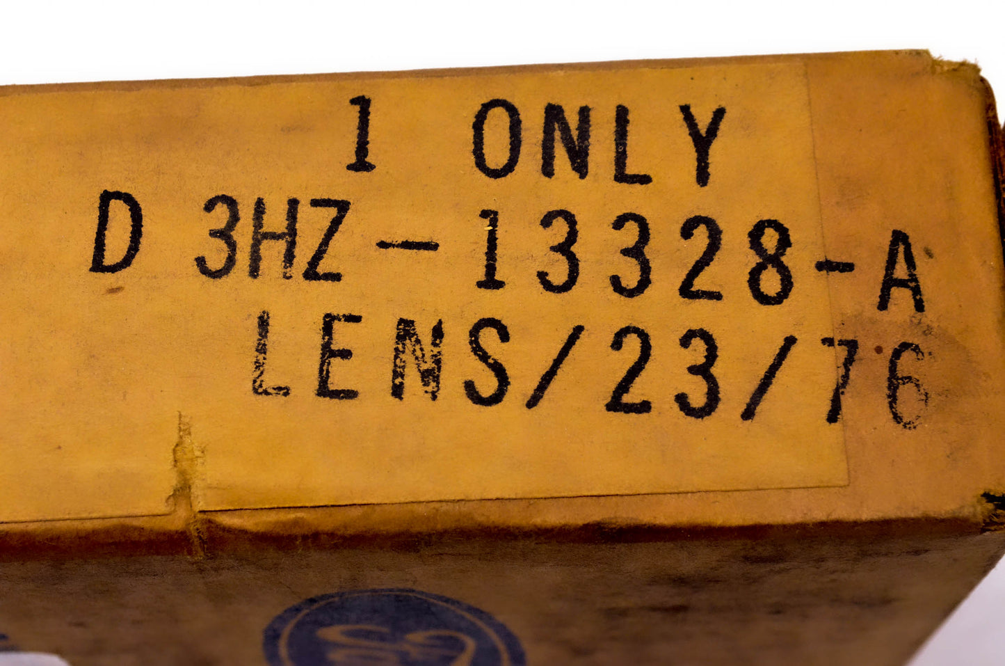 New OEM Ford D3HZ-13328-A Lens NOS