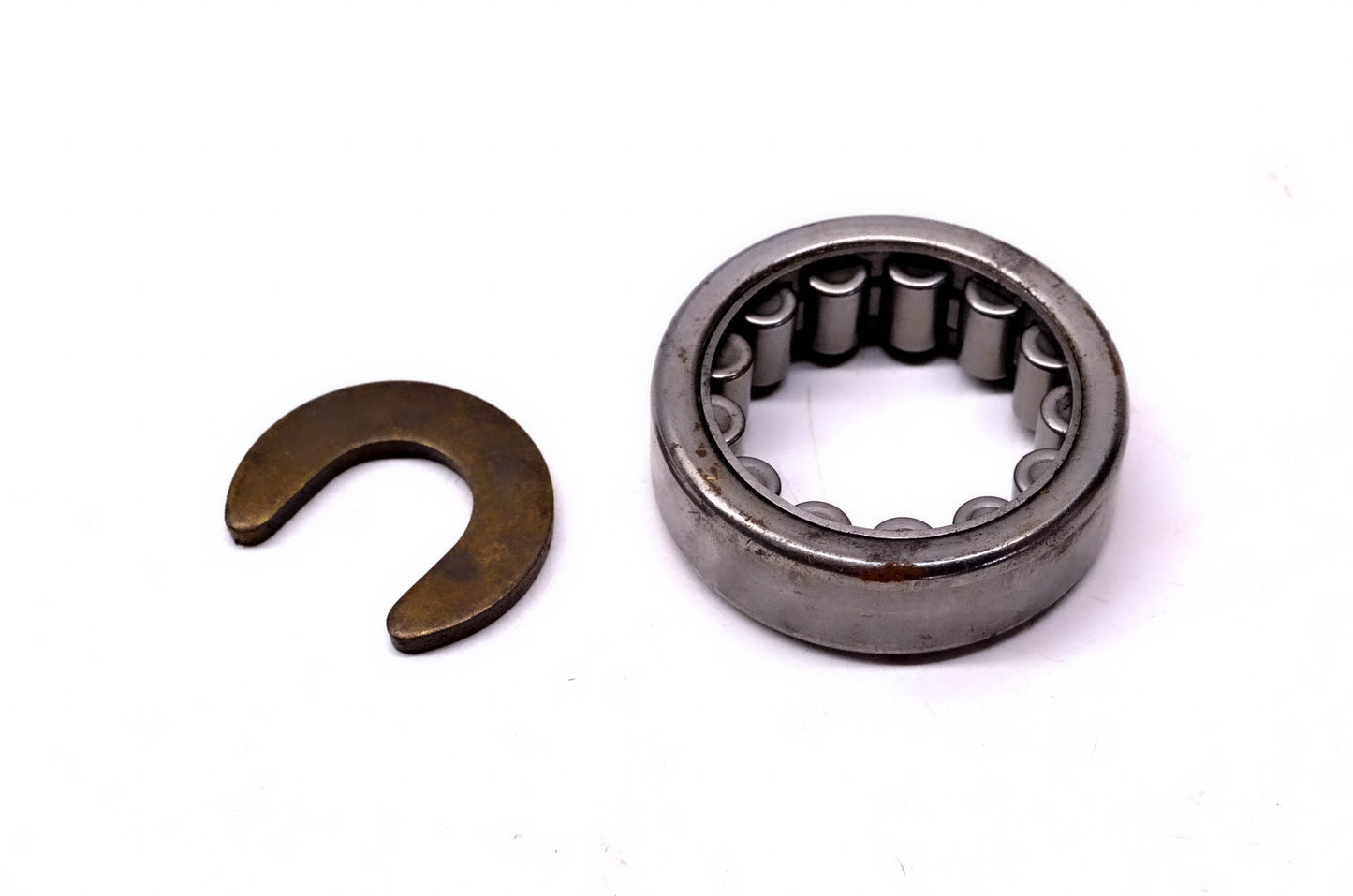 New OEM Ford DB43932 Wheel Bearing Kit NOS
