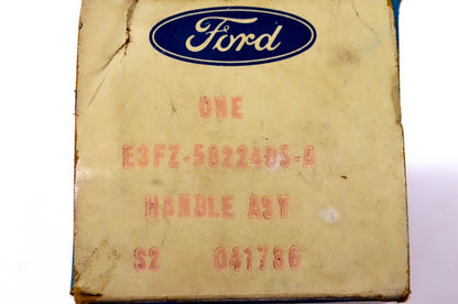 New OEM Ford E3FZ-5822405-A Exterior Driver's Side Door Handle NOS
