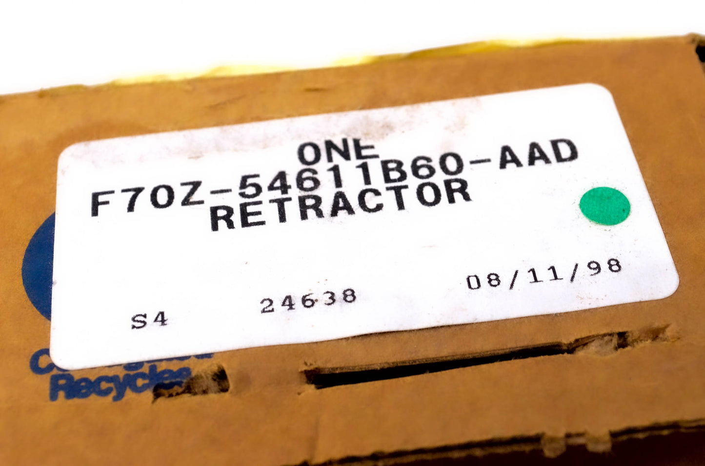 New OEM Ford F70Z-54611B60-AAD, F7OZ-54611B60-AAD Retractor NOS