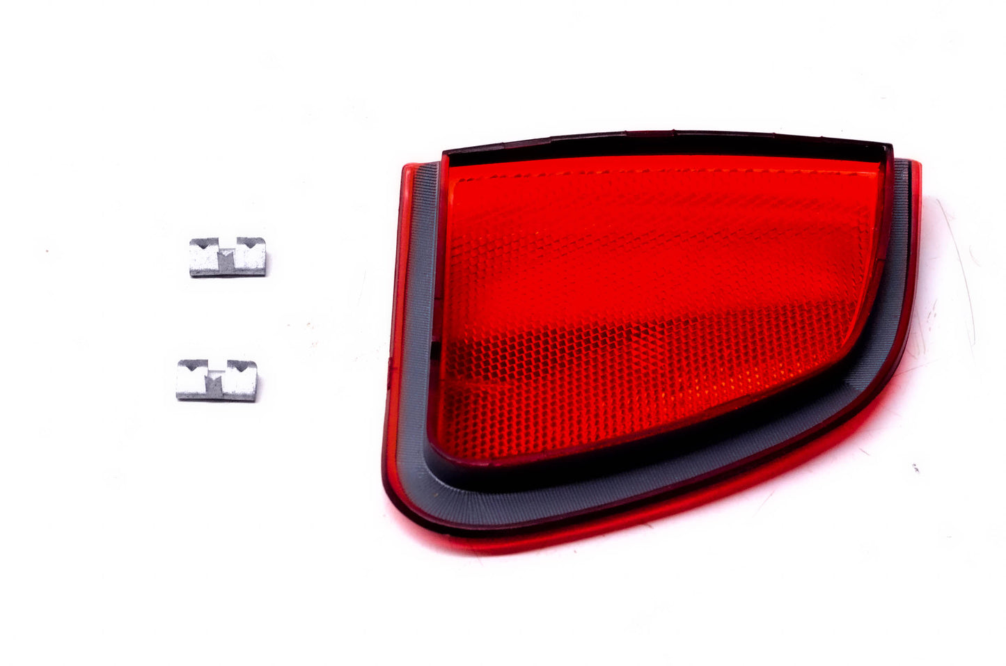 New OEM Ford E6DZ-15A215-B LH Tail Lamp Lens NOS