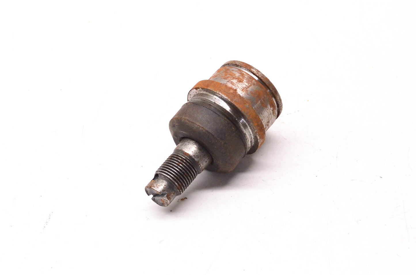 New OEM Ford D3TZ-3049-A Spindle Arm Joint NOS