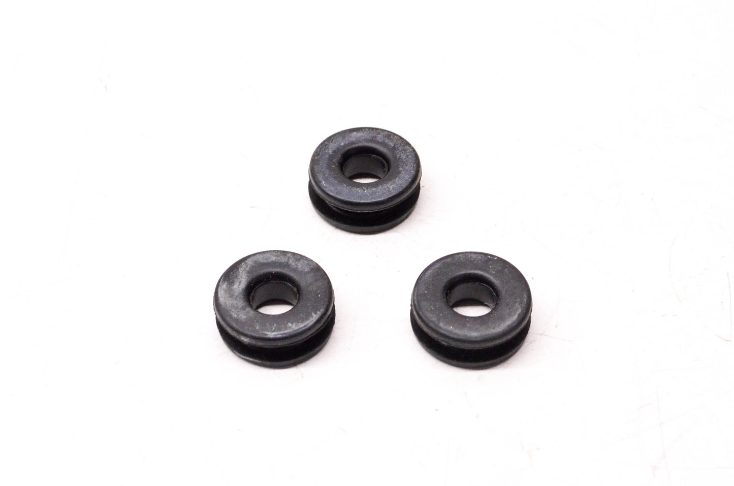 Aftermarket 11551103 Bushing Qty 3 NOS