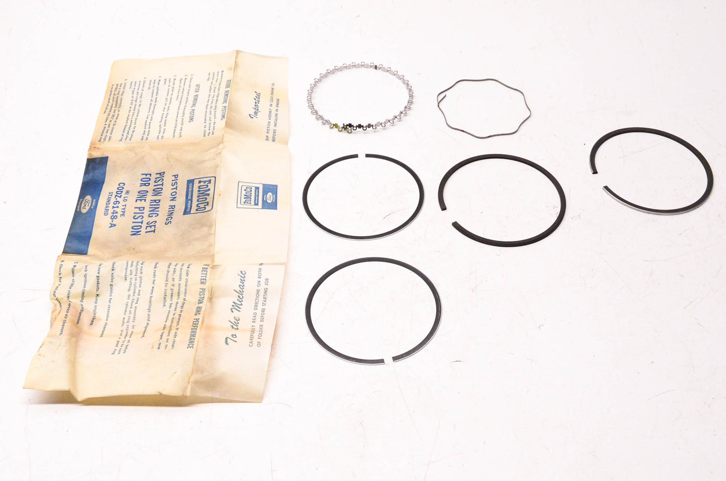 New OEM Ford C0DZ-6148-A, CODZ-6148-A Piston Ring Kit NOS