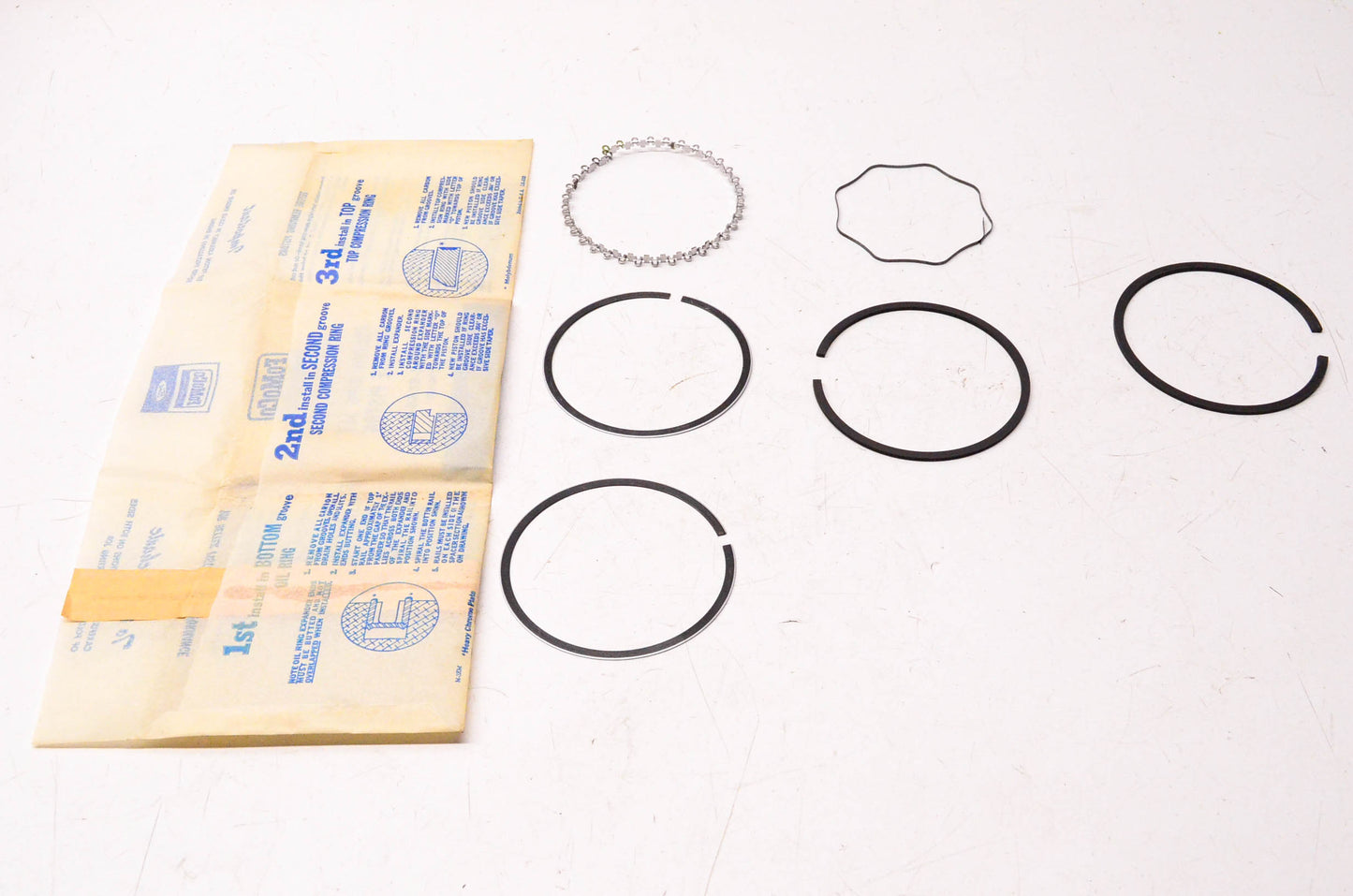 New OEM Ford C0DZ-6148-F, CODZ-6148-F Piston Ring Kit NOS