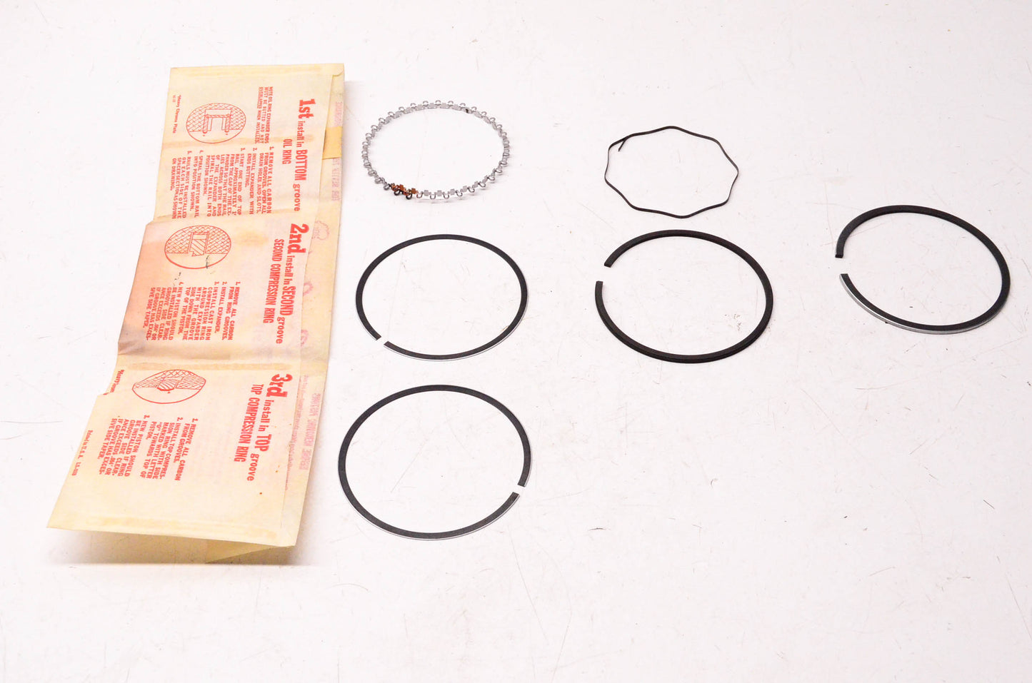 New OEM Ford B4AZ-6148-F Piston Ring Kit NOS