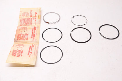 New OEM Ford B4AZ-6148-F Piston Ring Kit NOS