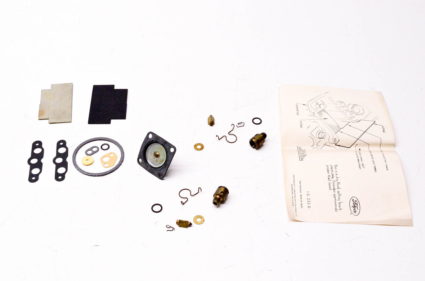 New OEM Ford C2SZ-9A586-A Carburetor Tune-Up Kit NOS