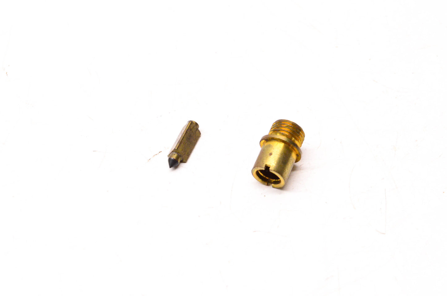 Autolite C7AZ-9564-A Needle Seat NOS