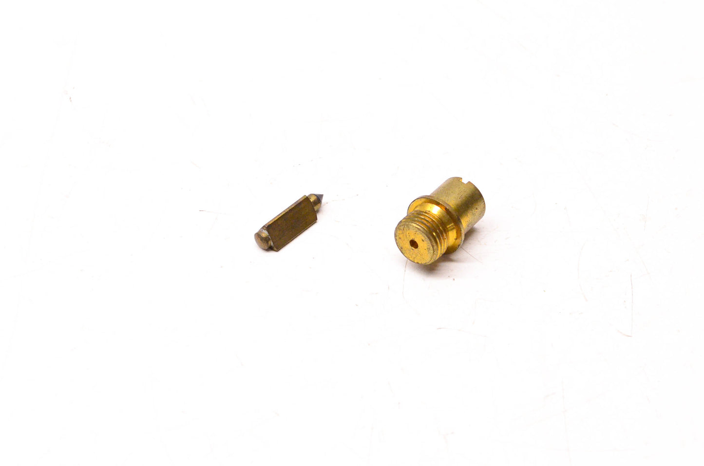Autolite C7AZ-9564-A Needle Seat NOS