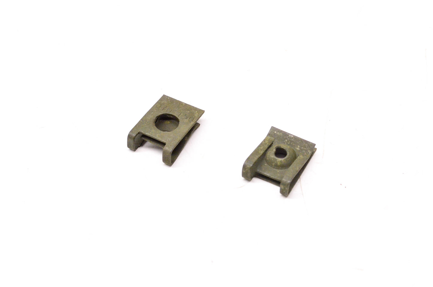 New OEM Ford 384816-S100 Clip Qty 2 NOS