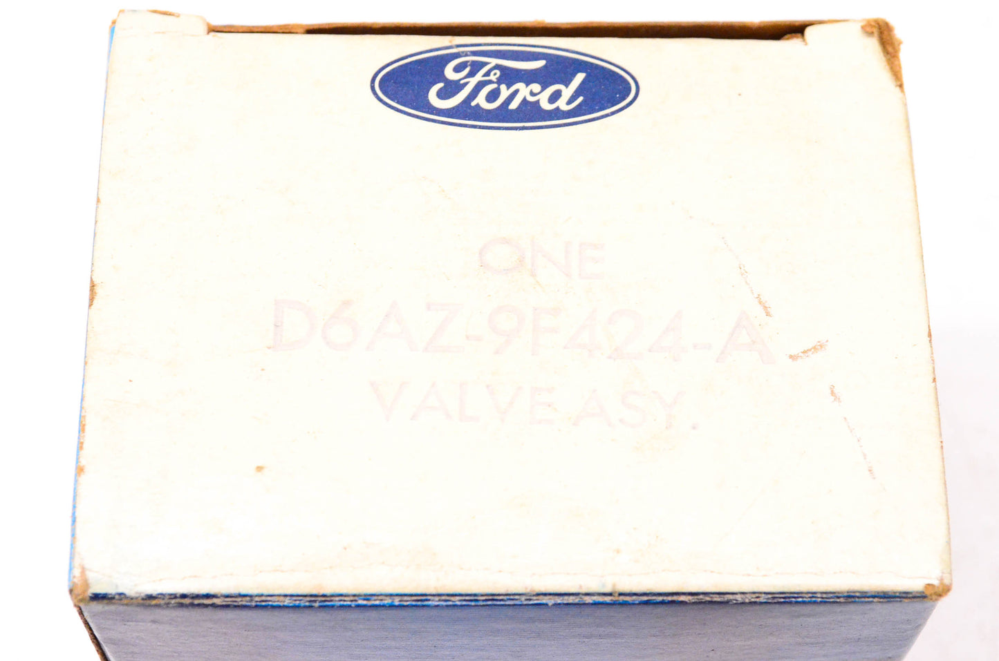 New OEM Ford D6AZ-9F424-A Valve Assembly NOS