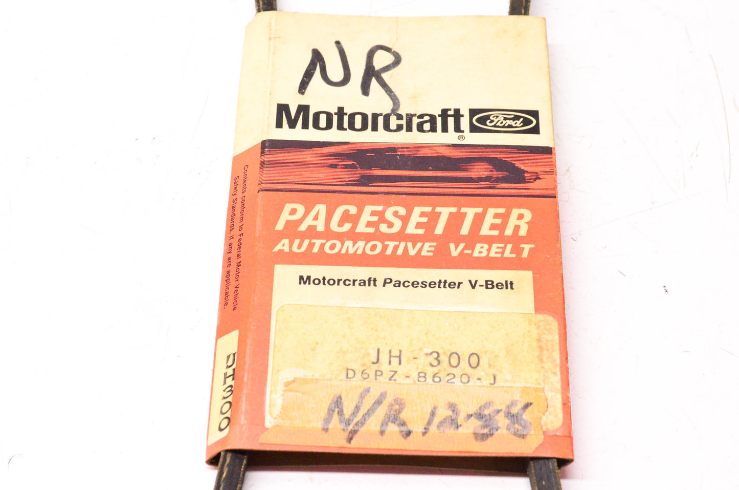 Motorcraft JH-300, D6PZ-8620-J Pacesetter Automotive V-Belt NOS