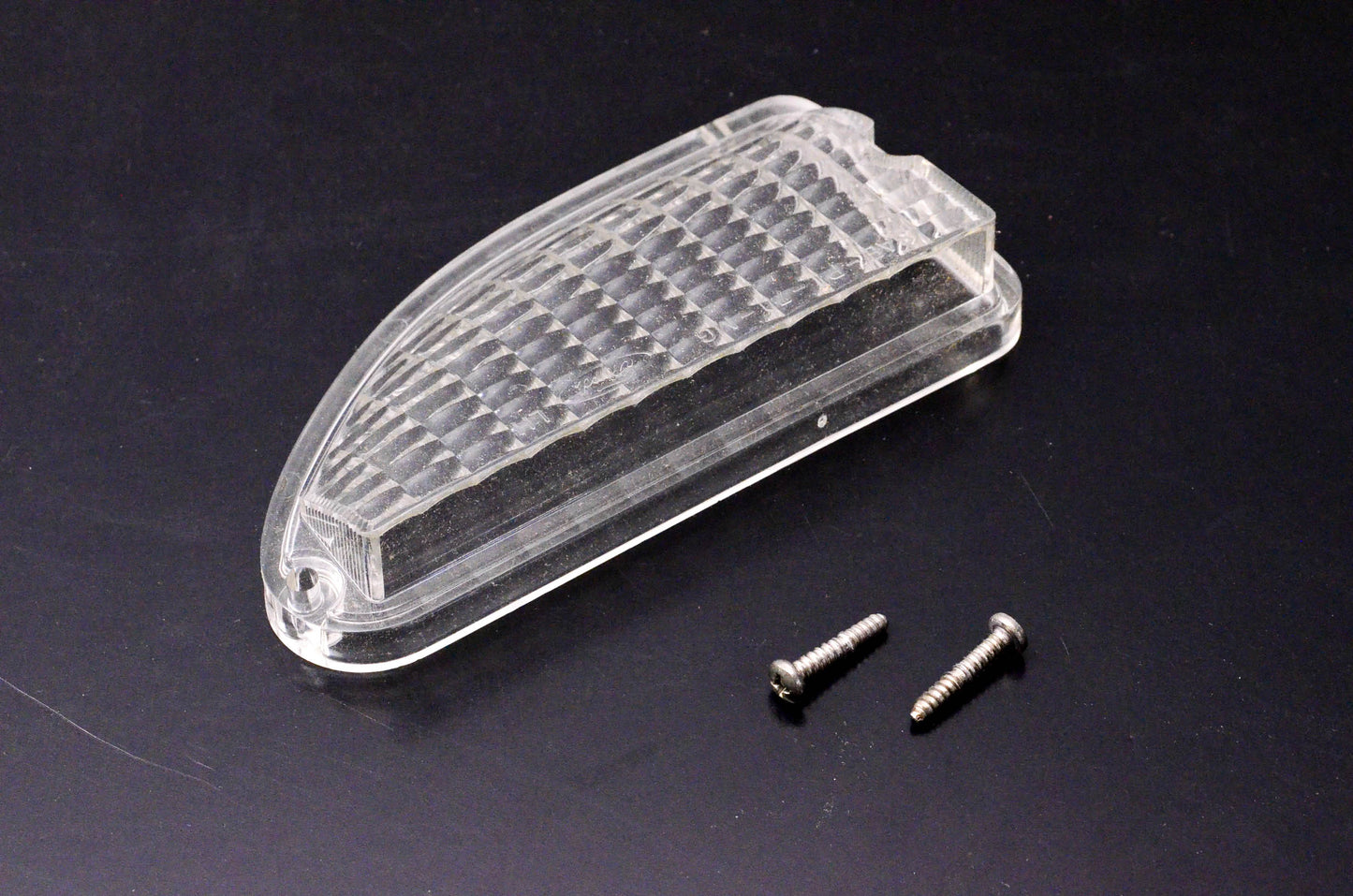 New OEM Ford D0ZZ-13209-A Left Hand Parking Lamp Lens NOS