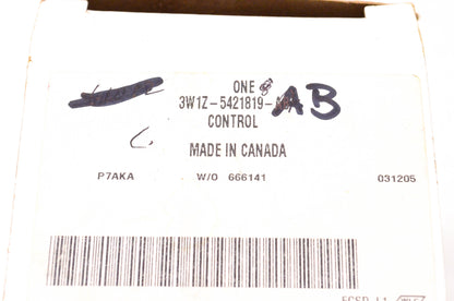 New OEM Ford 3W1Z-5421819-AB Interior Door Handle NOS