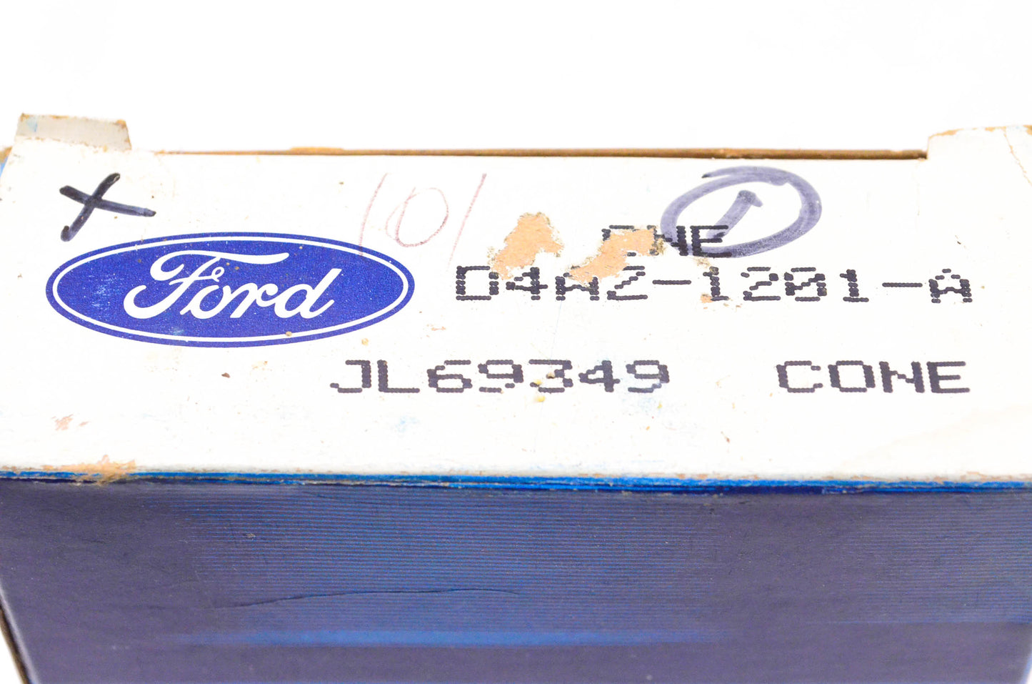 New OEM Ford D4AZ-1201-A Wheel Bearing NOS
