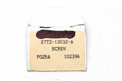 New OEM Ford E7TZ-13032-A Headlamp Adjusting Screw NOS