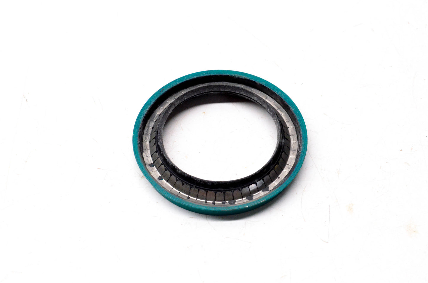 New OEM Ford E3TZ-1190-A Retainer NOS