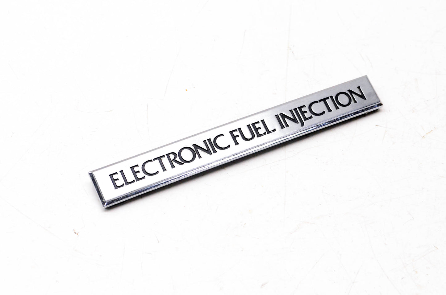 New OEM Ford E69Z-1142528-A Electronic Fuel Injection Name Plate NOS