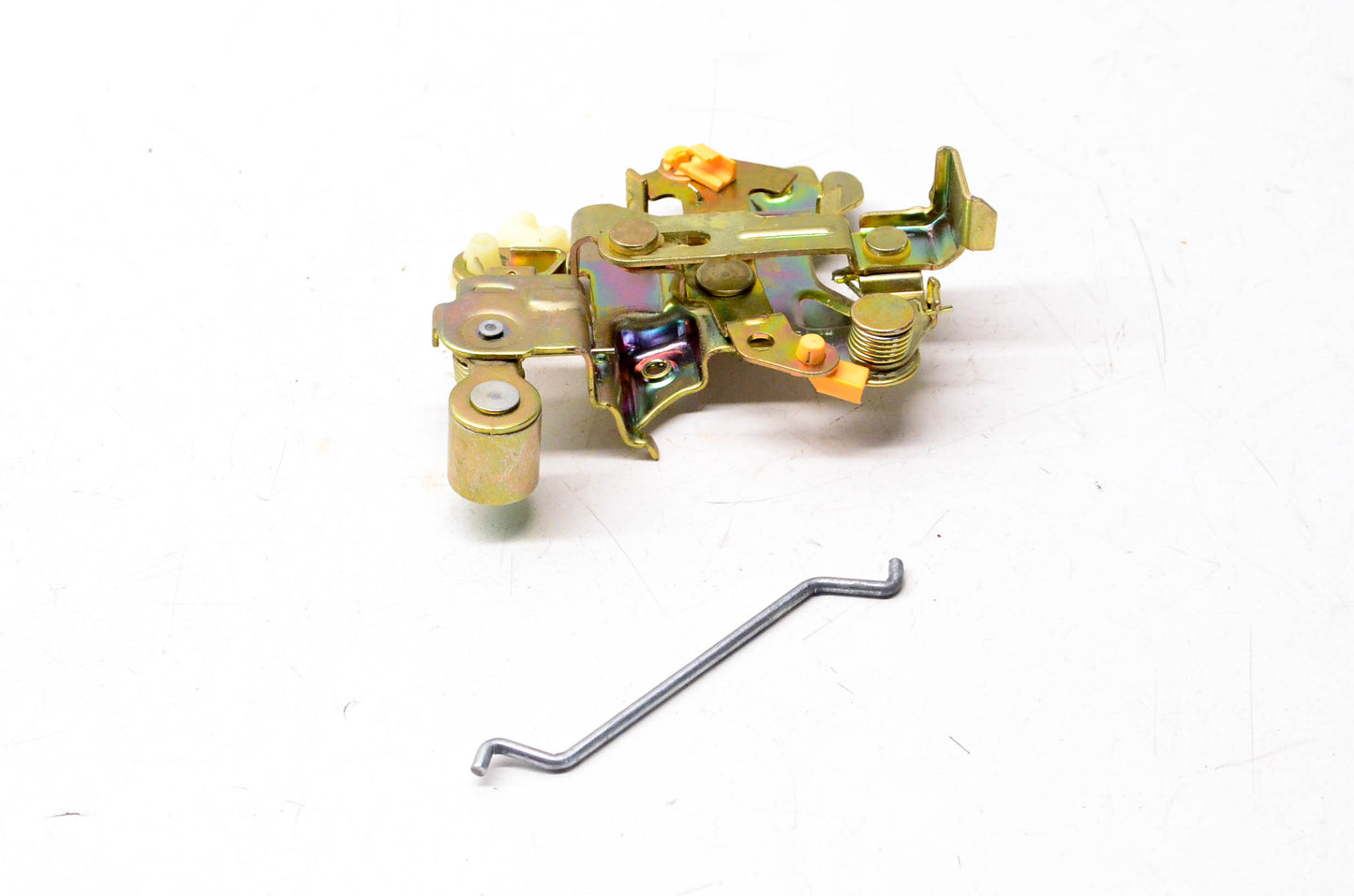 New OEM Ford F7CZ-74431D50-AA Door Latch Assembly NOS