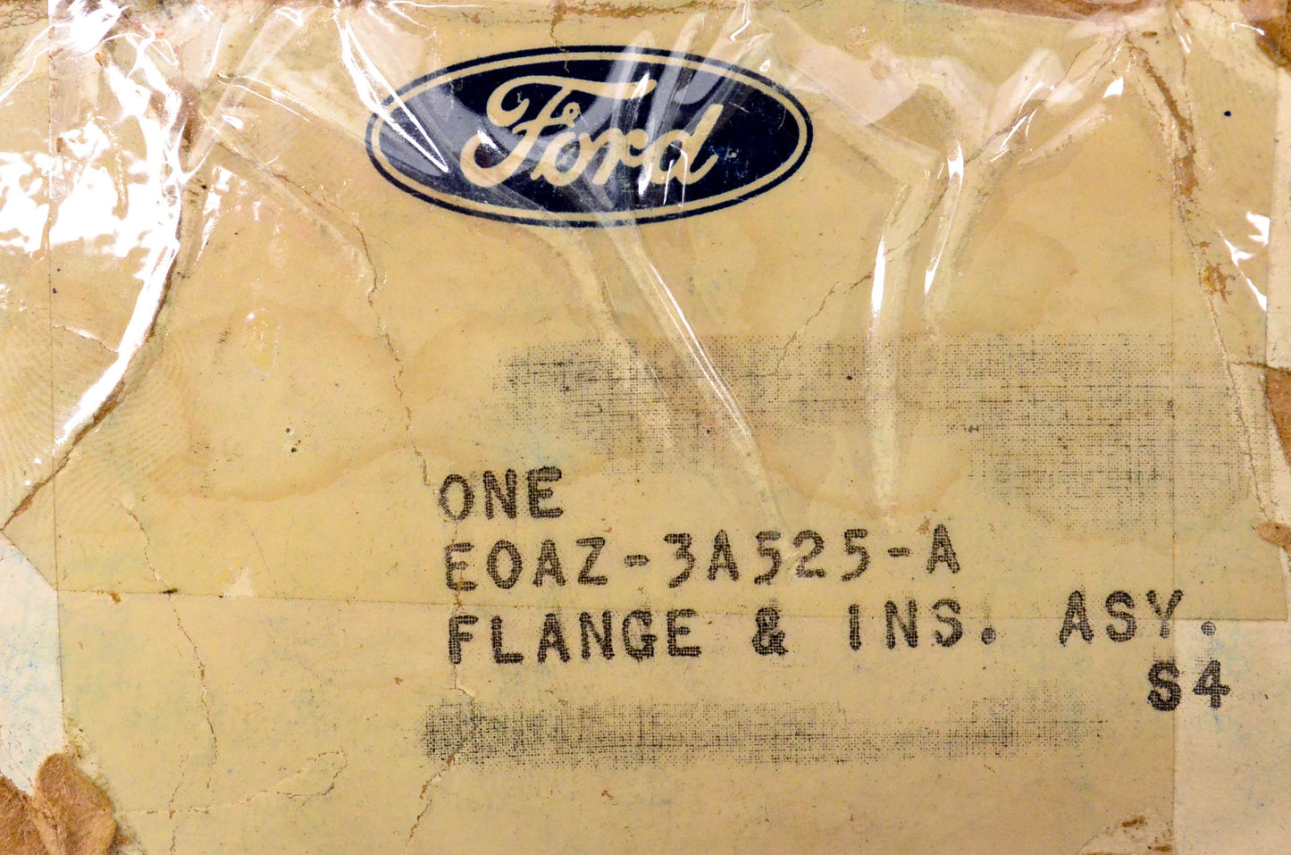 New OEM Ford E0AZ-3A525-A Flange & Insert Assembly NOS