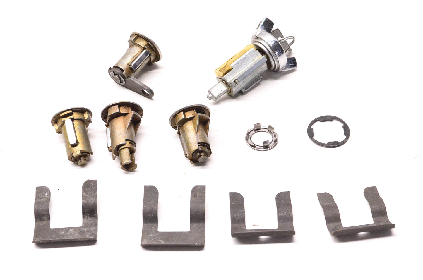 New OEM Ford D2AZ-6522050-B Lock Kit NOS