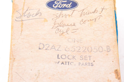 New OEM Ford D2AZ-6522050-B Lock Kit NOS