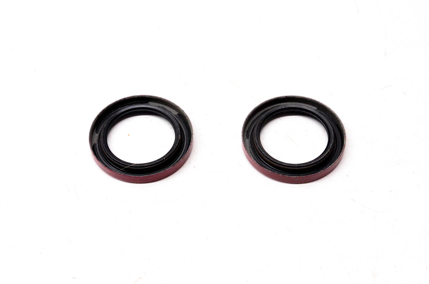 New OEM Ford D8UZ-7A283-B Automatic Transmission Input Shaft Oil Seal Qty 2 NOS