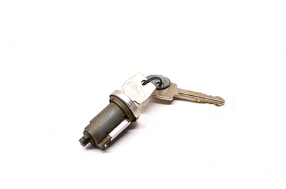 New OEM Ford C7DZ-7143505-A Tailgate Lock NOS