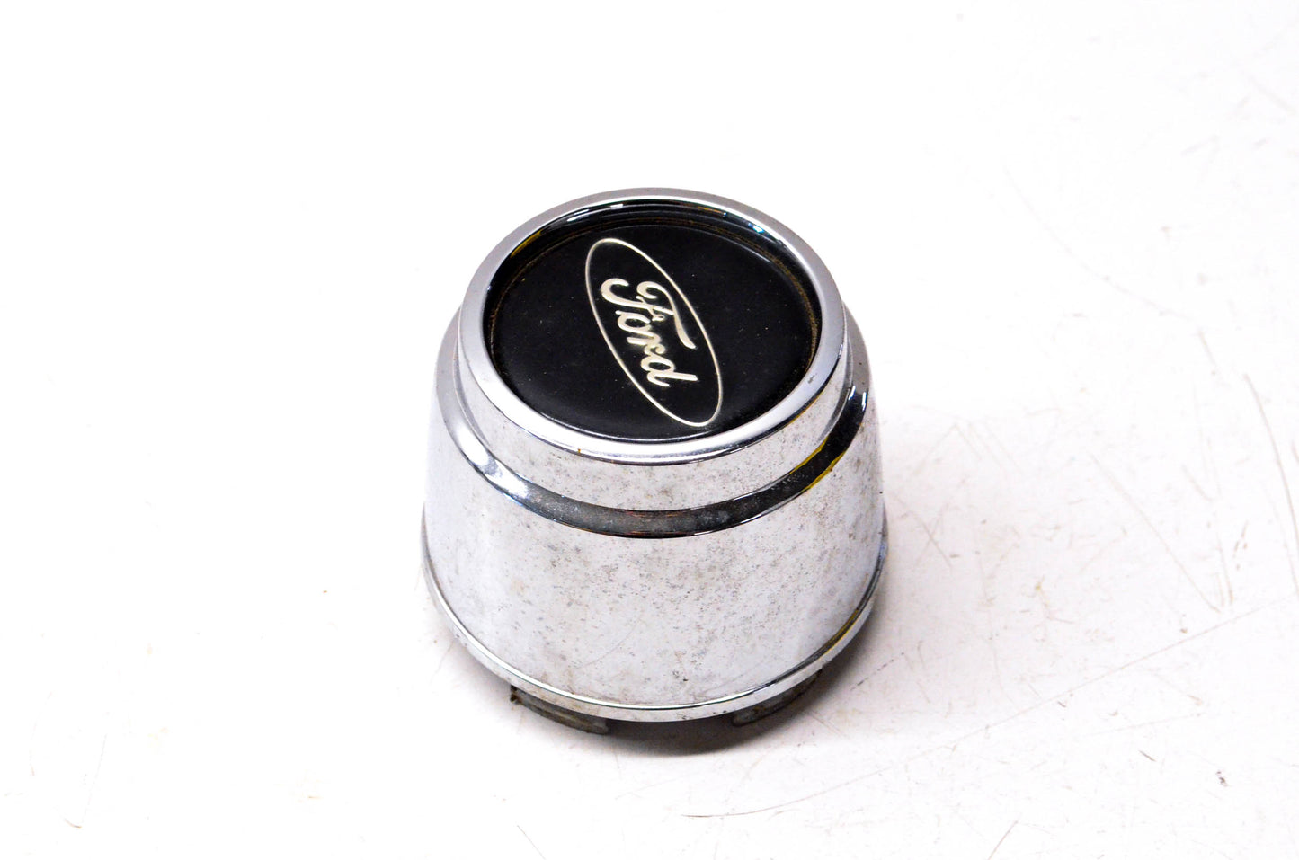New OEM Ford F3AZ-1130-A Wheel Ornament NOS
