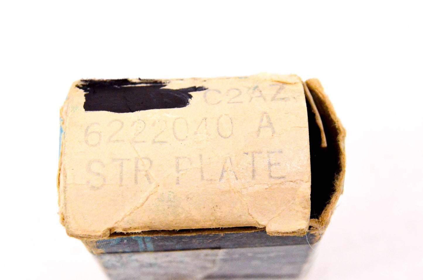 New OEM Ford C2AZ-6222040-A Striker Plate Insert NOS